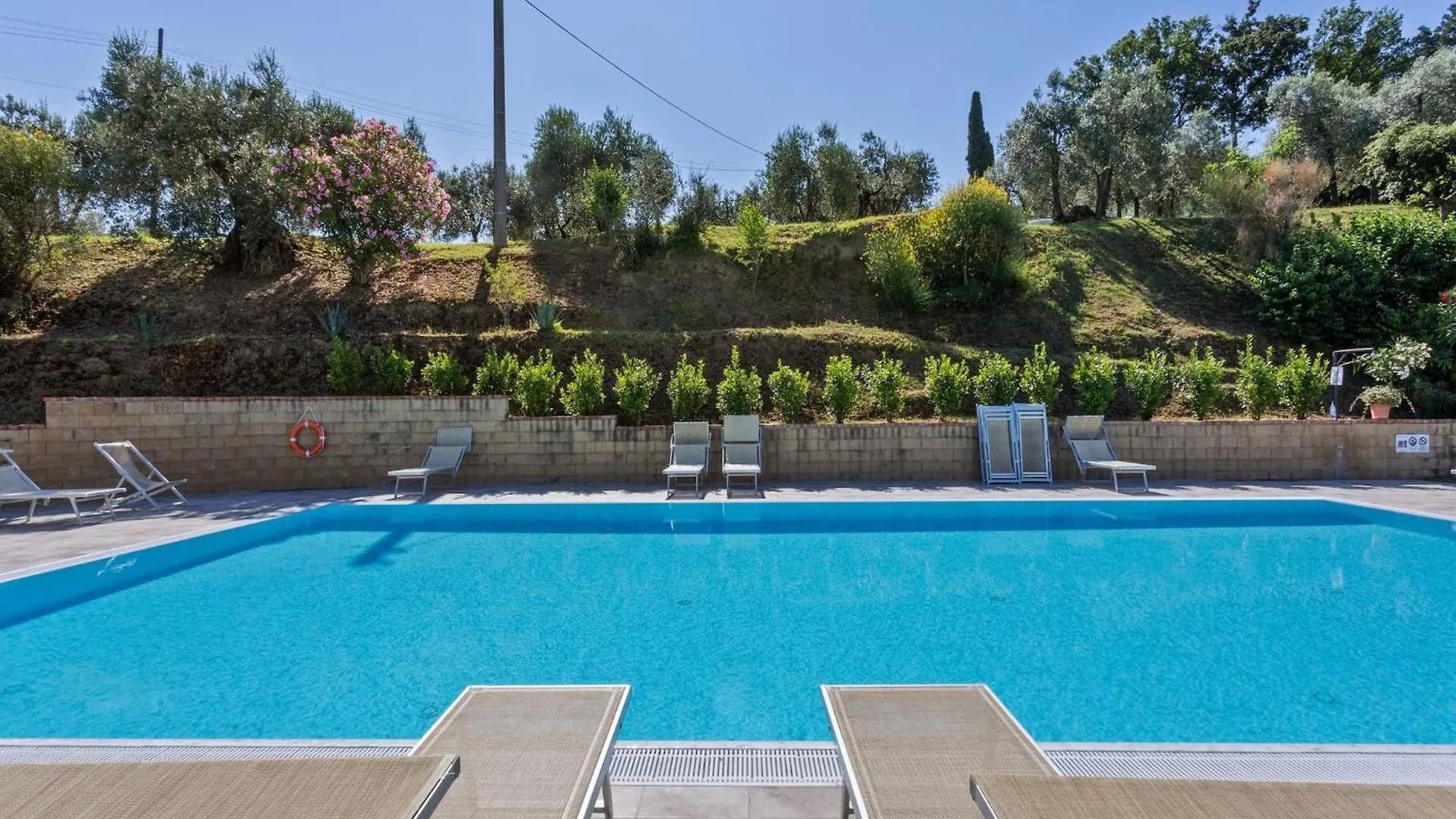 Lavish Holiday Home In Volterra With Pool