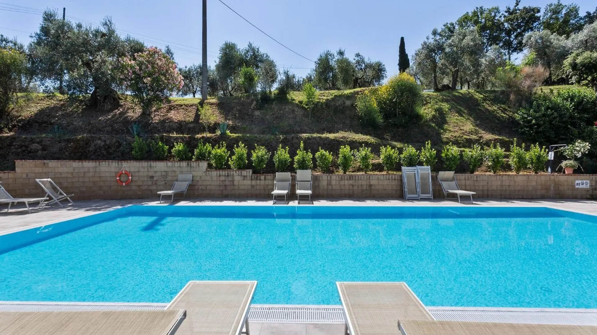 Lavish Holiday Home In Volterra With Pool
