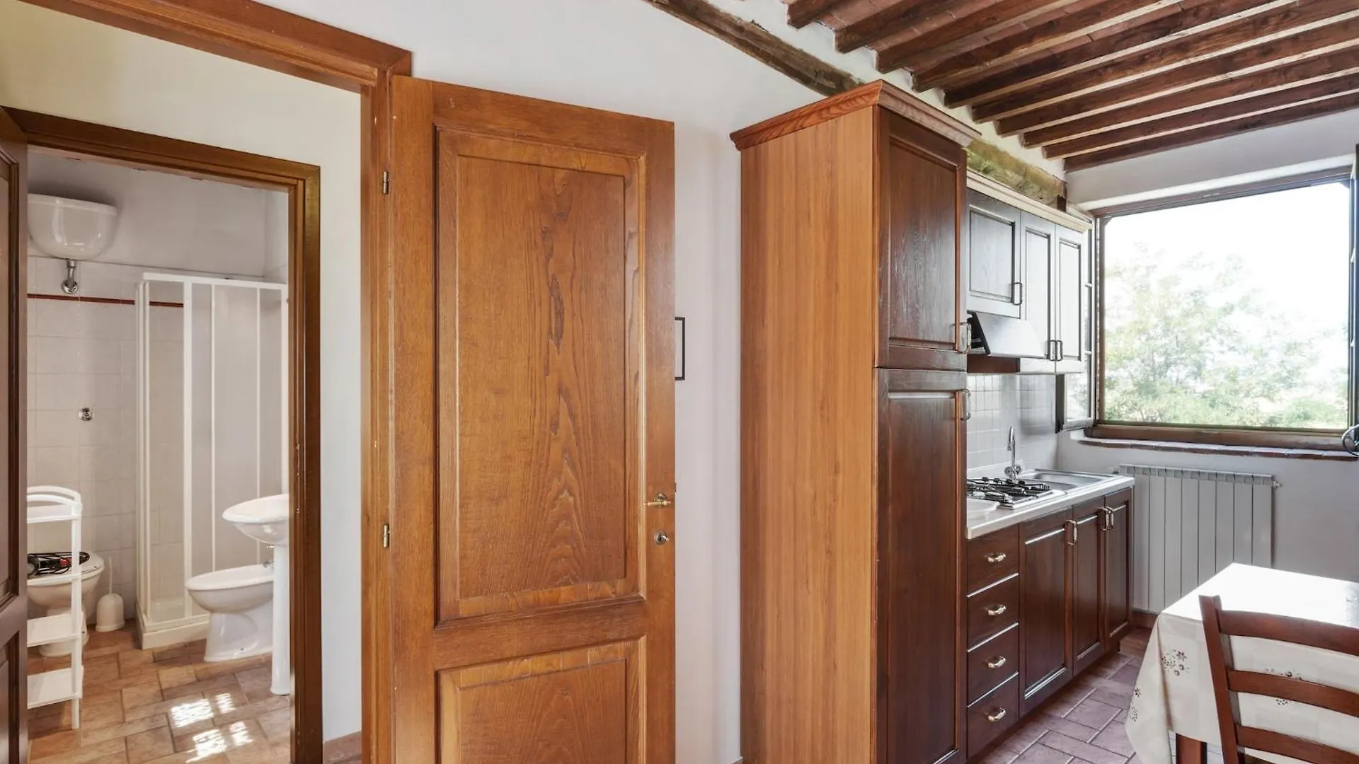 Lavish Holiday Home In Volterra With Pool